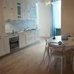 Stelle Sul Mare - Гроттамаре